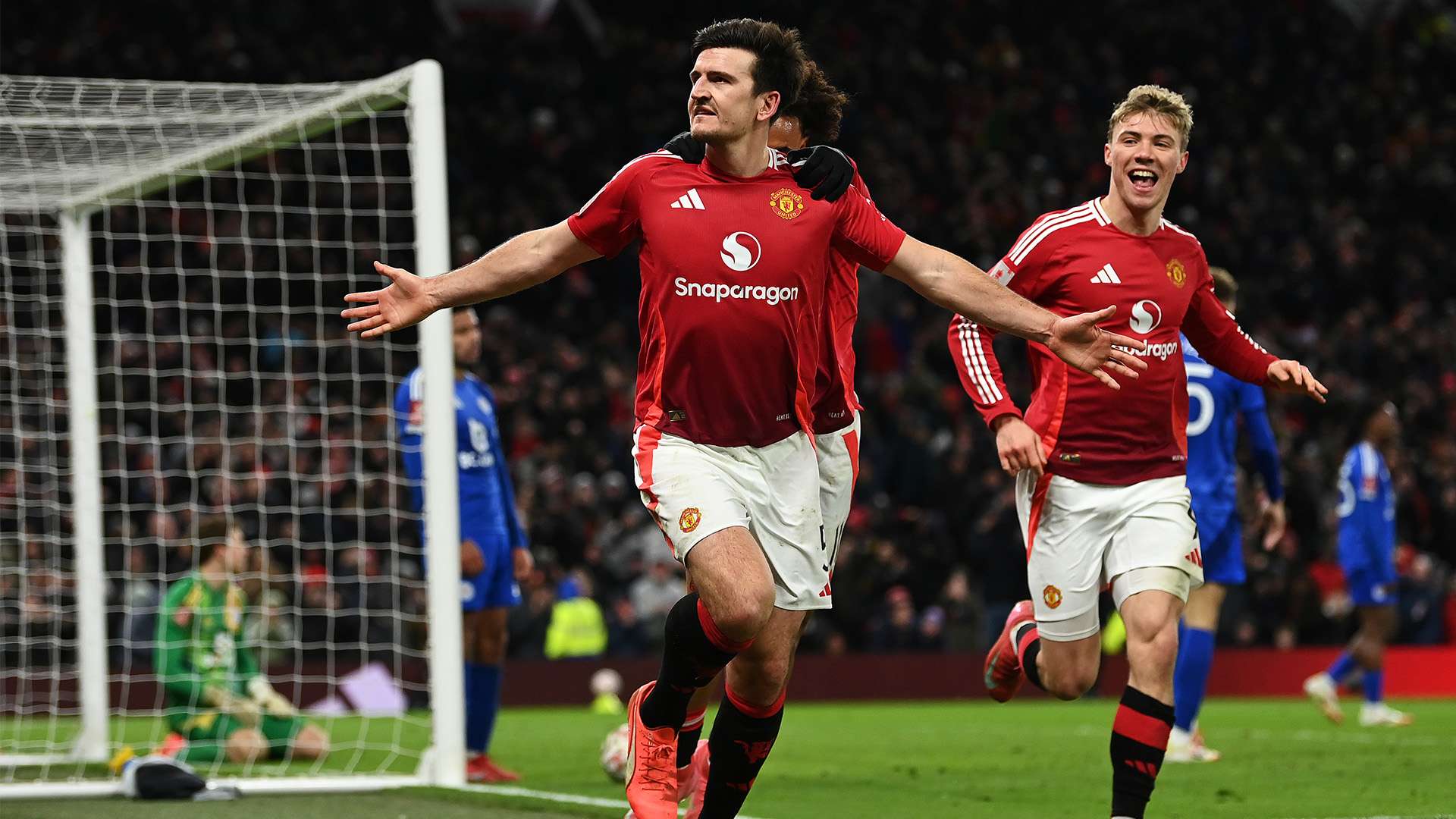 中超第6輪山東泰山0-0廣州城 萊昂納多進球被吹韓佳奇屢救險.